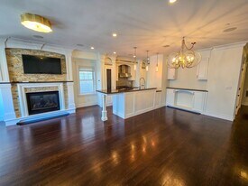 Building Photo - 161 Tudor St