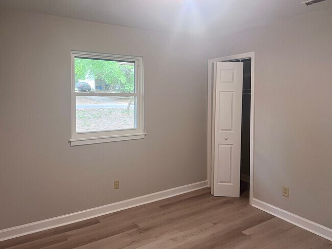 Building Photo - Rent Ready 3BR Home in Durham