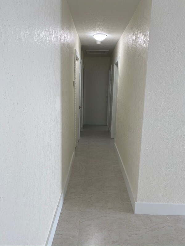 Building Photo - 1331 W 33rd St