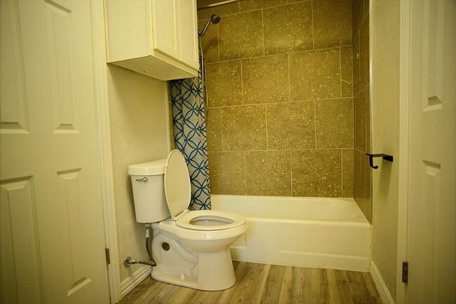 Building Photo - 2724 NW 48th St