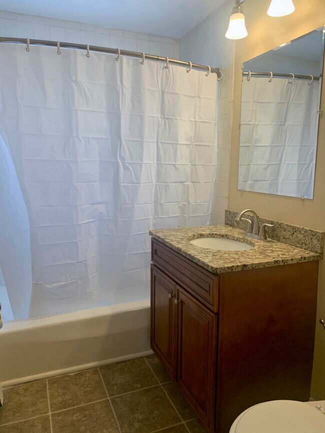 Stonehenge Apartments Londonderry 1441 Stonehenge Rd Londonderry