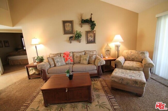 Building Photo - 40420 Bay Hill Way