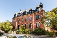 Building Photo - 28 Seaverns Ave