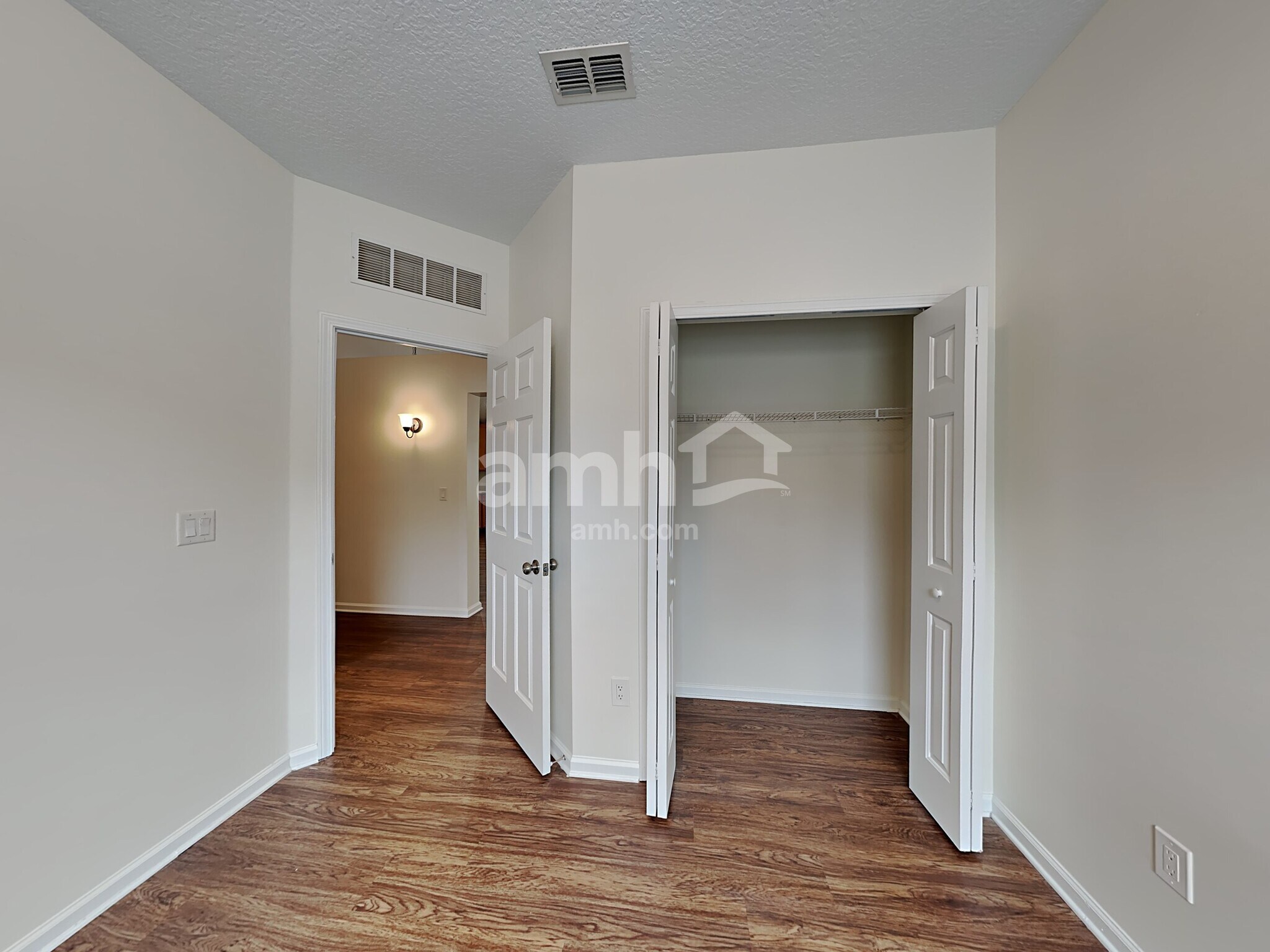 Building Photo - 1040 Moosehead Dr