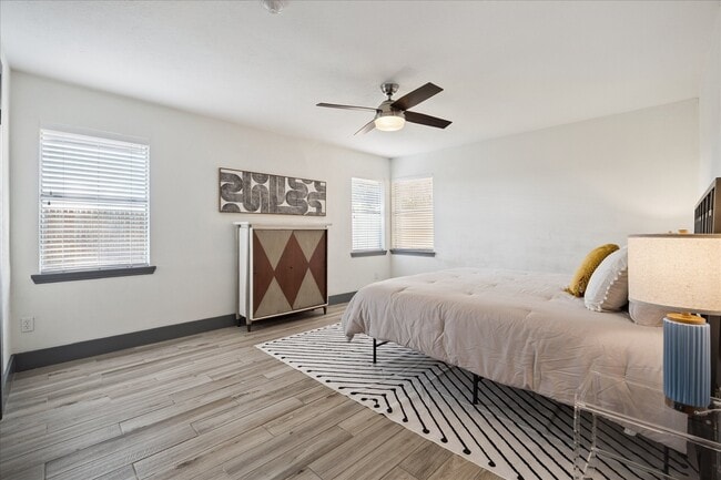 Building Photo - 11531 Gaymoor Dr