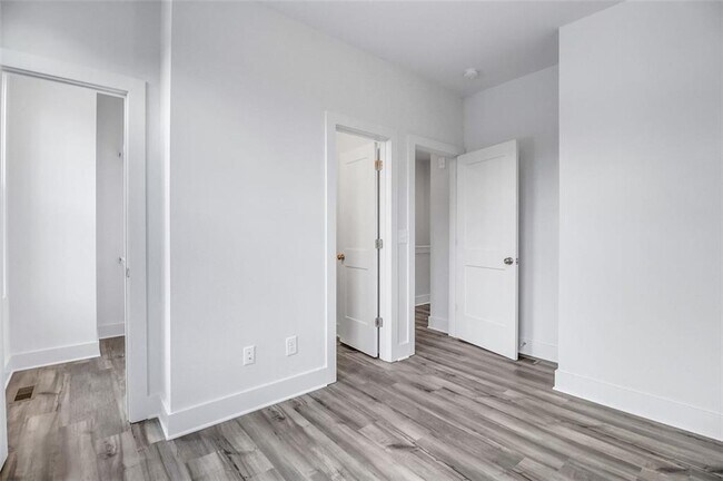 Building Photo - 4443 Buckley Way #65