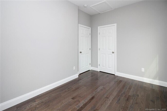 Building Photo - 35 Ringgold St