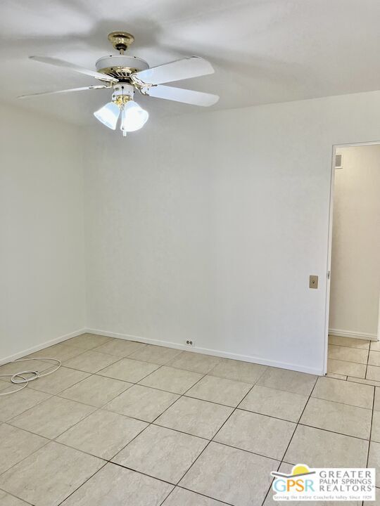 Building Photo - 2559 Whitewater Club Dr