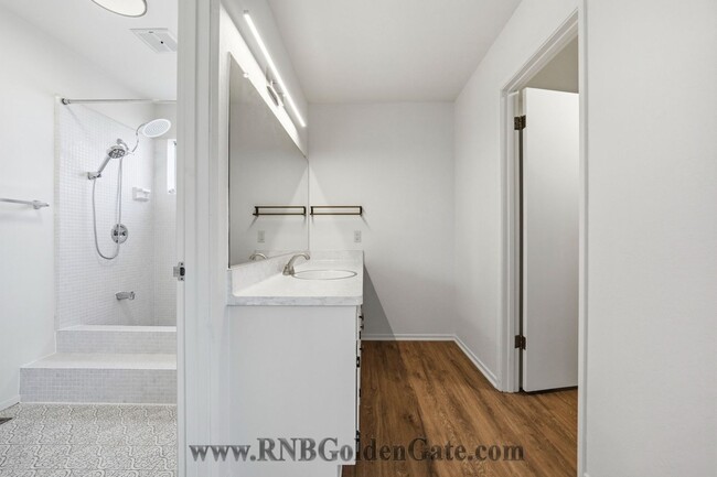 Building Photo - Gorgeous home with spacious yard in Kentfield for rent!