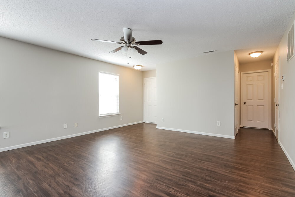 Building Photo - 6715 Everbloom Ln
