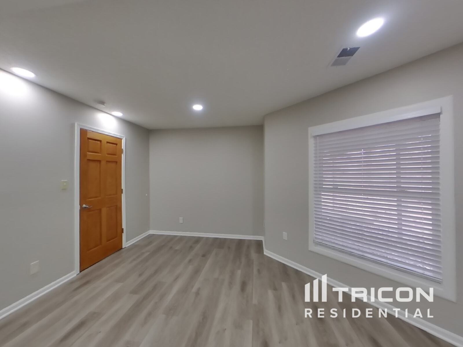 Building Photo - 4005 Deerwood Trail
