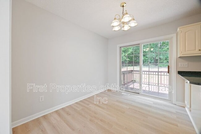 Building Photo - 104 Webbs Mill Dr