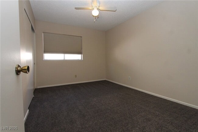 Building Photo - 6605 Vicuna Dr