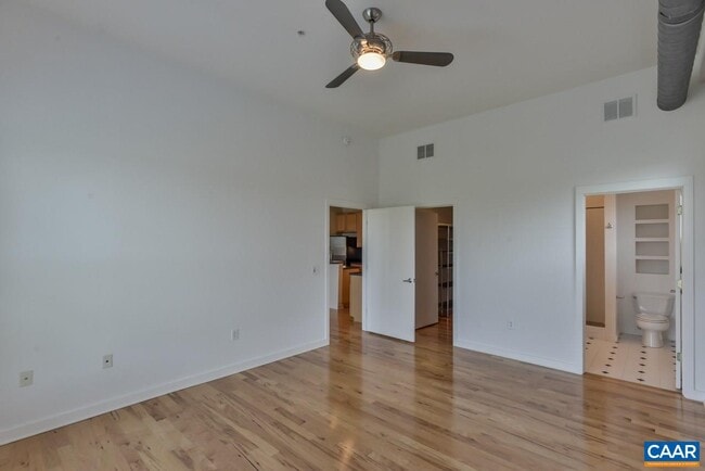 Building Photo - 200 Douglas Ave