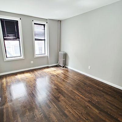 Building Photo - 3 bedroom in BRONX NY 10462