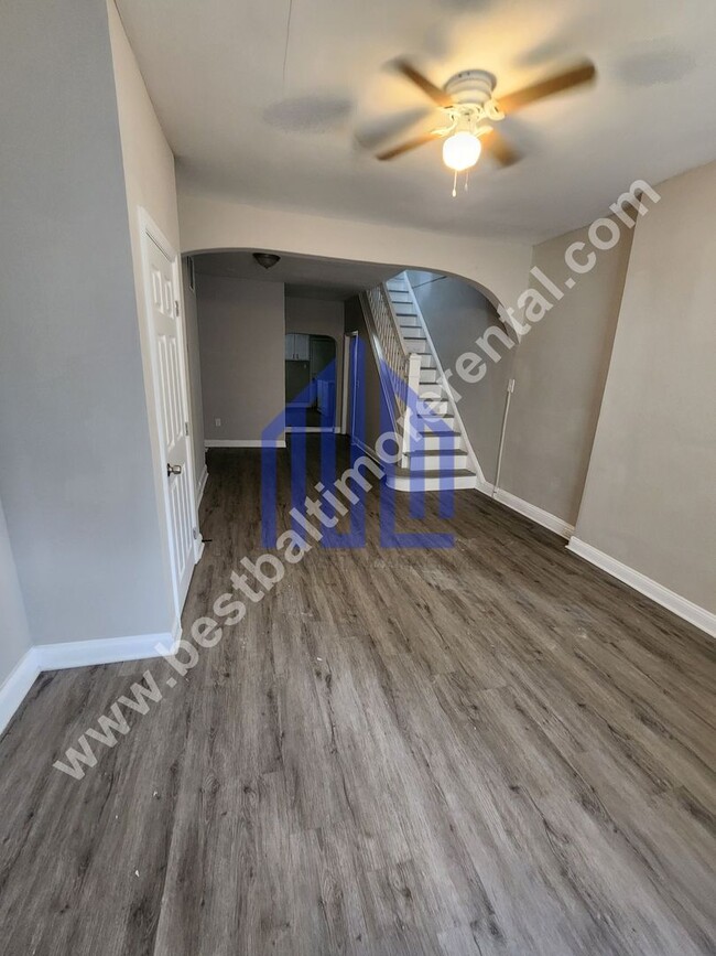 Building Photo - 3 bed 1 bath Home in West Baltimore