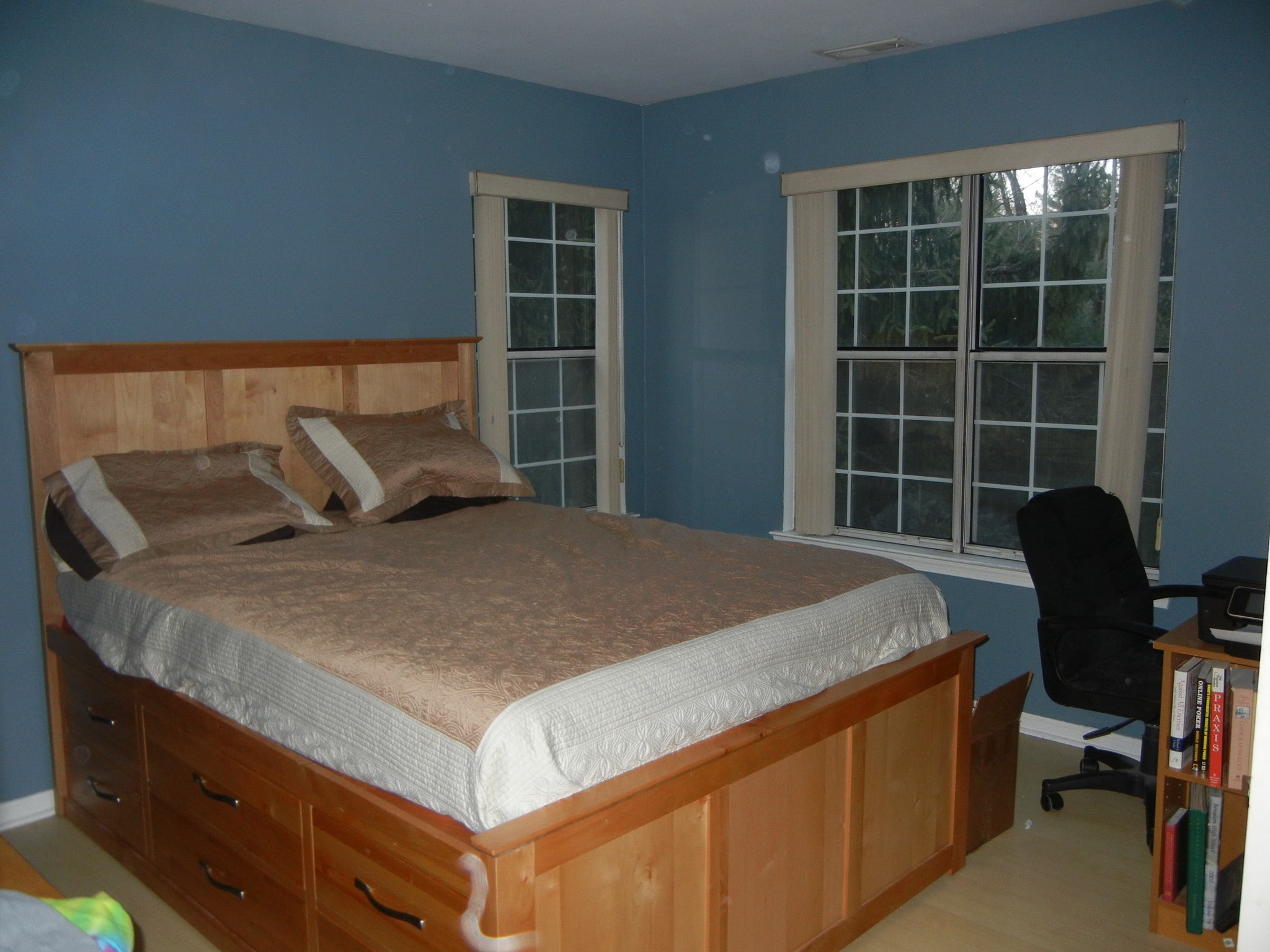 Master bedroom - 304 Diamond Dr