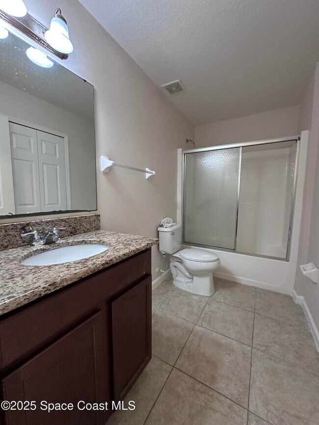 Building Photo - 1526 Litchfield Dr
