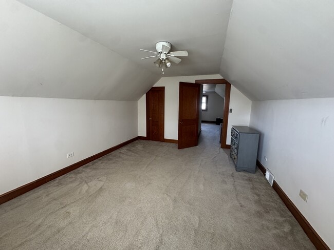 Building Photo - 2450 Sparta Rd