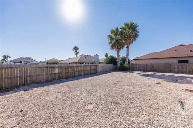 Building Photo - 13813 Flintlock Dr