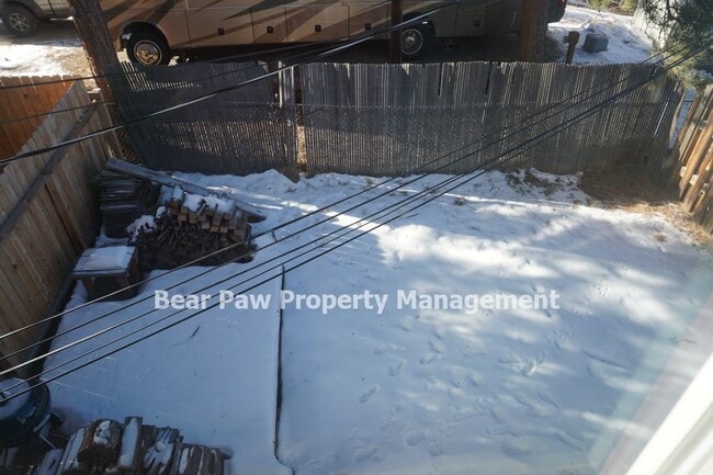Building Photo - Great Duplex in North Evergreen!!