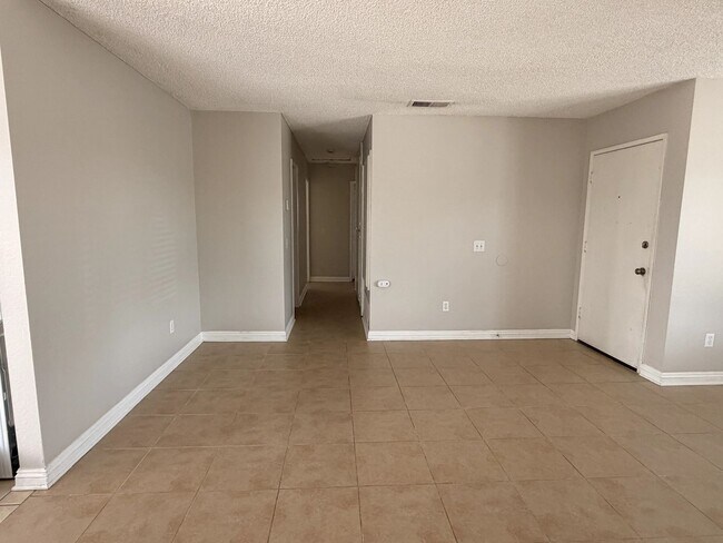 Building Photo - 14243 Perham Ct
