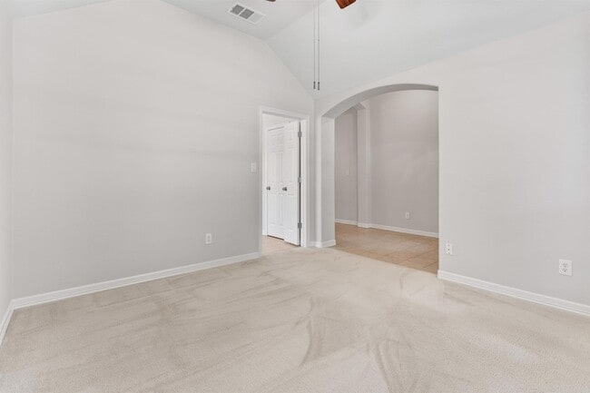 Building Photo - 765 Bent Wood Pl