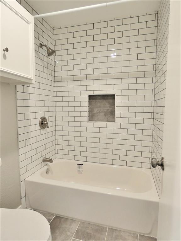 Building Photo - 7511 Renmark Ln