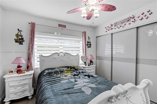 Building Photo - 13715 Kendale Lakes Cir