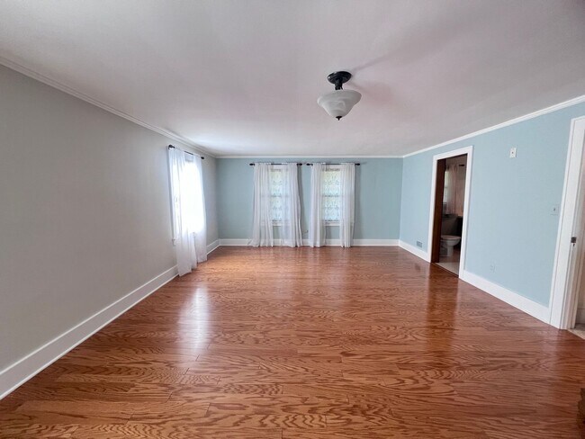 Building Photo - Spacious Four Bedroom Home in Byron Center!
