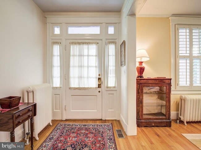 Building Photo - 3629 Ordway St NW