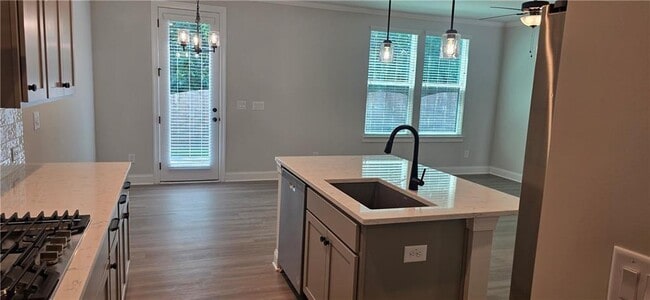 Building Photo - 721 Stickley Oak Way