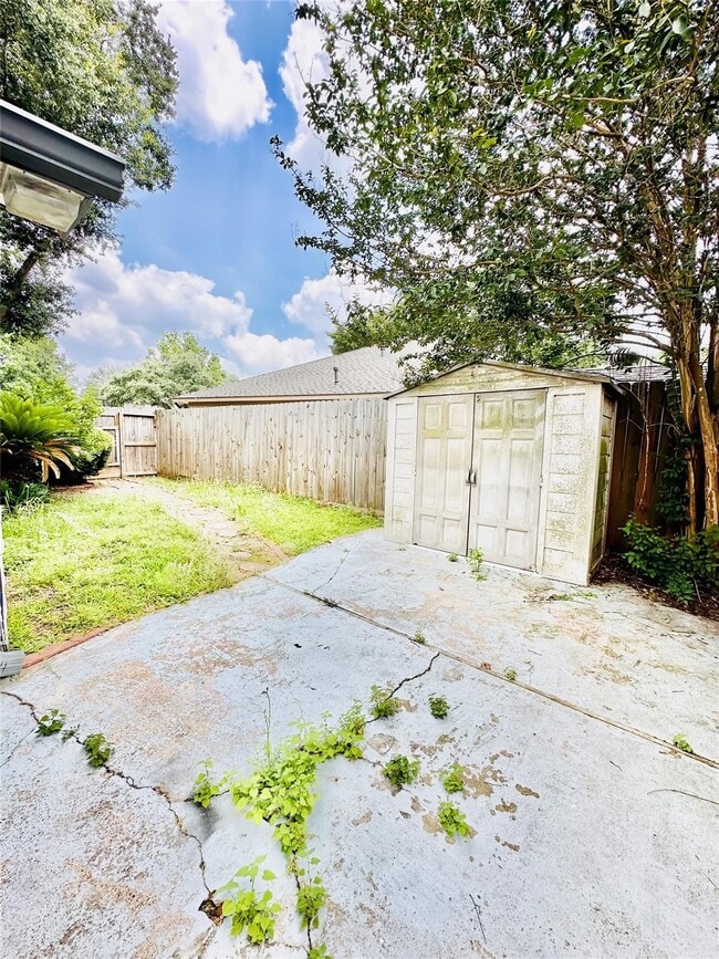 Building Photo - 15111 Yorkpoint Dr