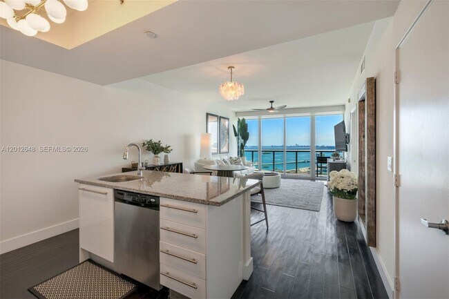 Building Photo - 888 Biscayne Blvd