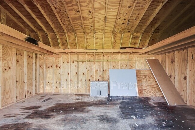 Building Photo - 1302 S Sheridan Ave