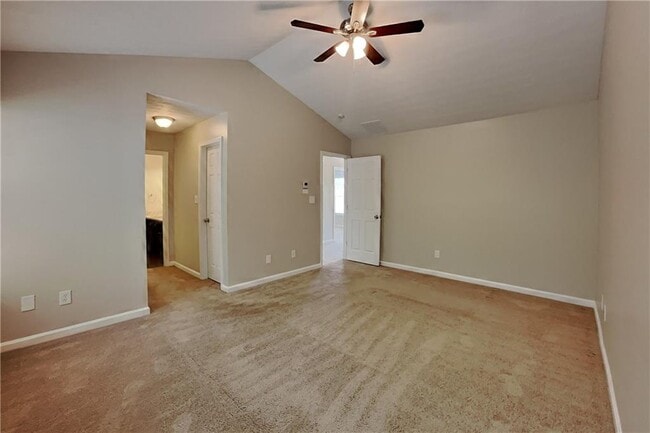 Building Photo - 2447 Moultrie Ct