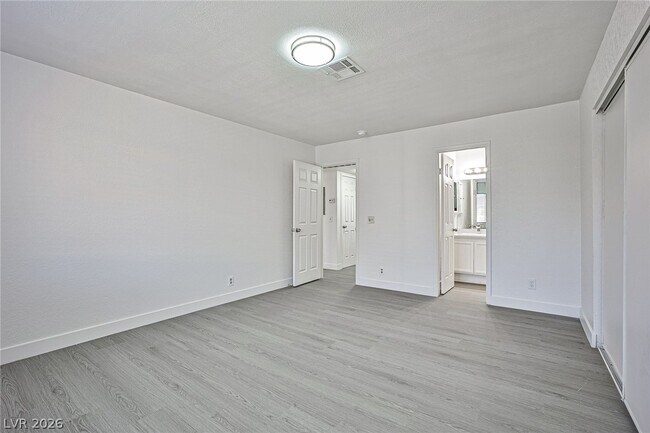Building Photo - 7957 Lions Rock Way