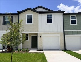 Building Photo - 3628 Spire Dr
