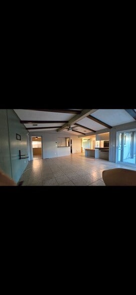 Building Photo - 53 Roma St