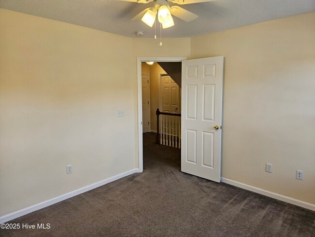 Building Photo - 313 Osprey Point Dr