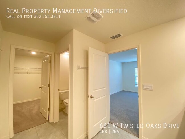 Building Photo - 4801 N Forest Ridge Blvd