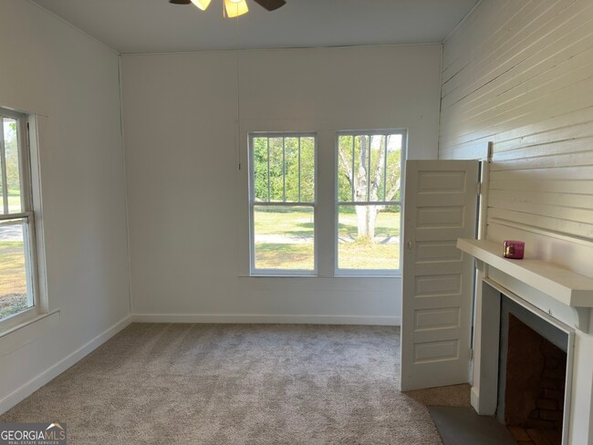 Building Photo - 1318 Lincolnton Hwy