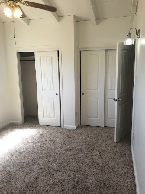 Building Photo - Newly Renovated Home! Charming Neighborhoo...