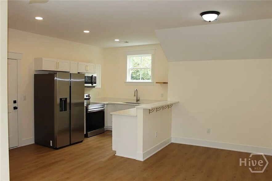 Building Photo - 17 Abraham Rd