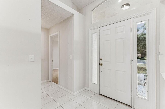 Building Photo - 7206 Ridgeport Dr