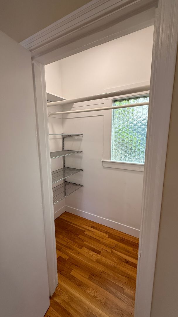 Building Photo - 4172 Howe St