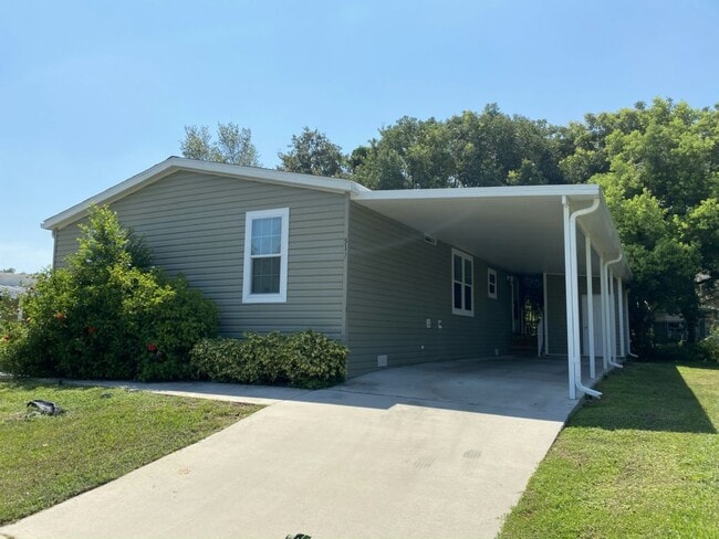 Primary Photo - 517 Remann Rd