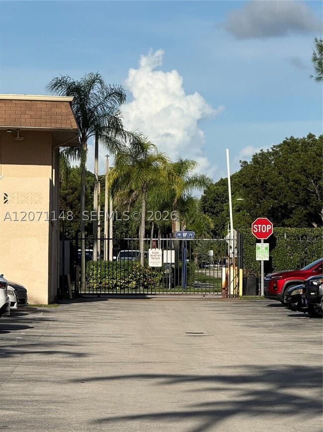Building Photo - 14500 SW 88th Ave