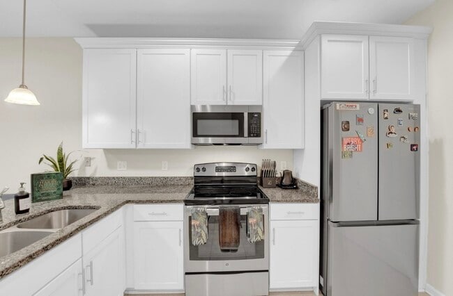 Building Photo - 11287 Estancia Villa Cir