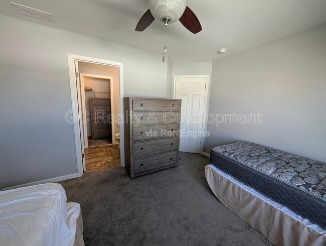 Building Photo - 646 Vine St